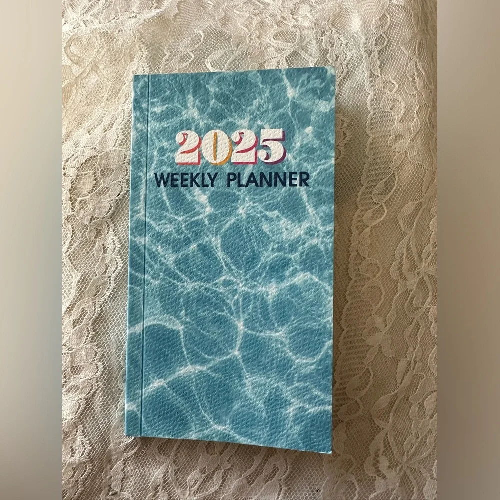 2025 Weekly Pocket Planner Appointment Book (6 1/2 X 4 ) Pay Bills Calendar